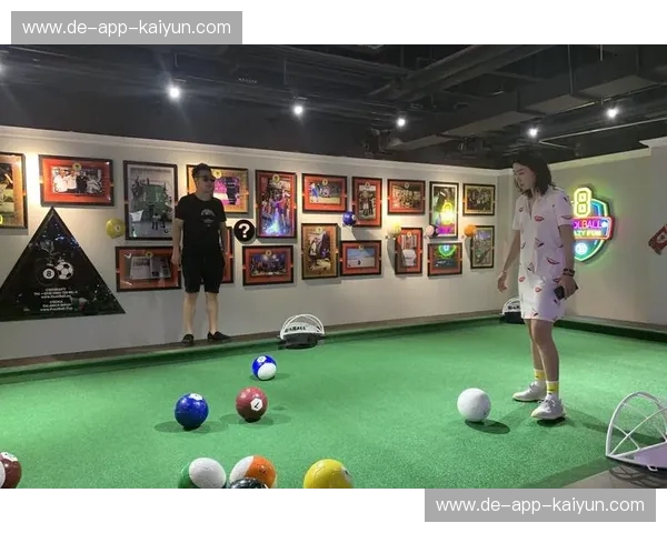 绿茵之巅的火星撞地球：梅县足球的倔强，与恒大王朝的华丽乐章