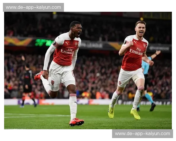 绿茵史诗：拜仁慕尼黑与尤文图斯——两大豪门的恩怨情仇与荣耀之路